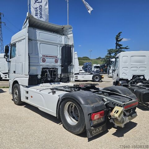 Tractor standard DAF XF 510 FT Space Cab