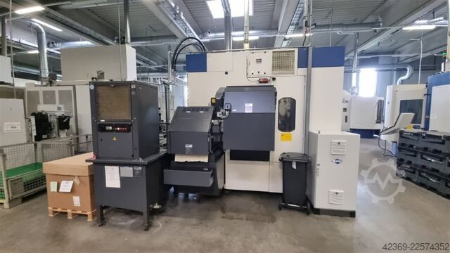 Bearbeitungszentrum - Universal GROB-WERKE G 550 6-axis (5 Axis &U-axis)  3 mach. available