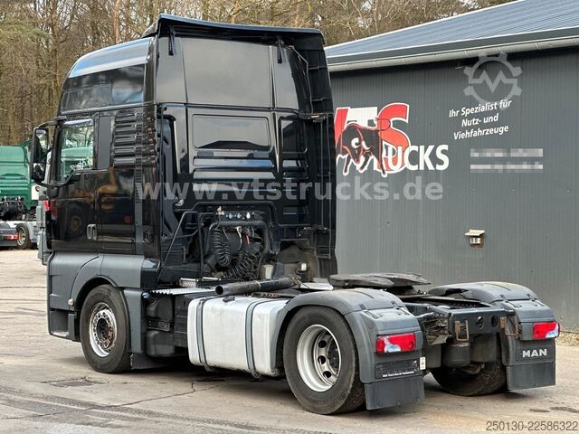 Стандартний тягач MAN TGX 18.460 4x2 Blatt-/Luft *Motorschaden*