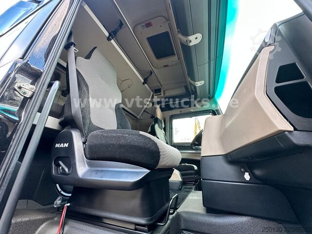 Стандартний тягач MAN TGX 18.460 4x2 Blatt-/Luft *Motorschaden*