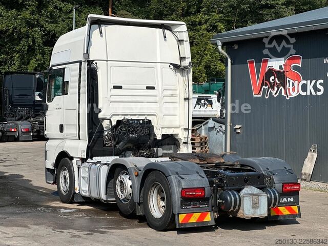 Standard tractor unit MAN TGX 26.500 6x2 Blatt-/Luft