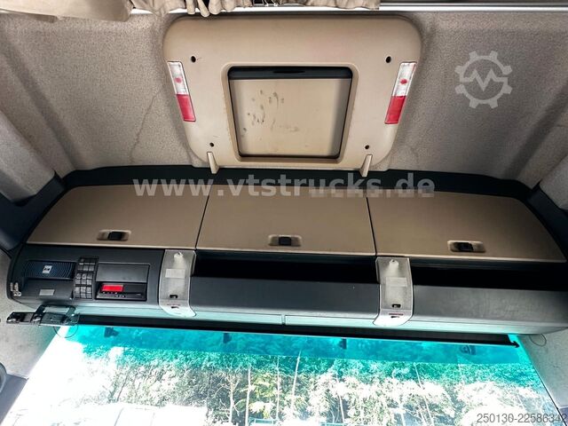 Standard tractor unit MAN TGX 26.500 6x2 Blatt-/Luft