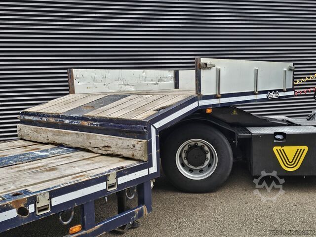 מטעין נמוך Nooteboom OSD-48-03 / SEMI / HYDRAULIC RAMPS