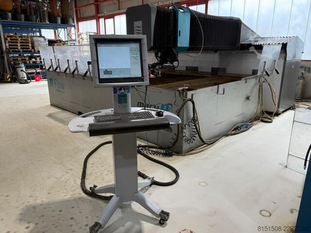 Waterjet rezna mašina Flow Mach 4 4020b Dynamic XD