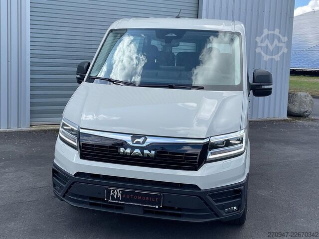 Minibús MAN TGE 3.180 Kombi L3H2 AHK LED NAV SITZH LENKRADHZ