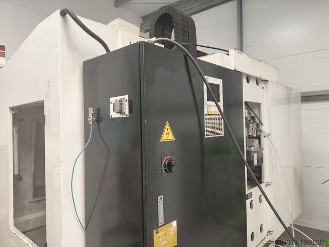 Centro de maquinagem vertical HURCO VMX50