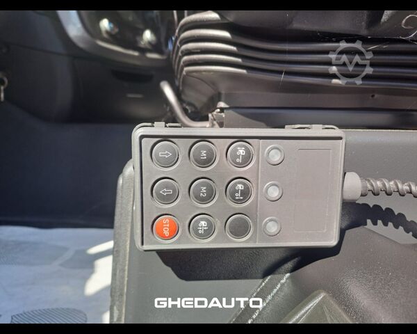 Trattore stradale standard IVECO AS260SY/FS-CM - AS260SY/FS-CM - Furgone isotermico