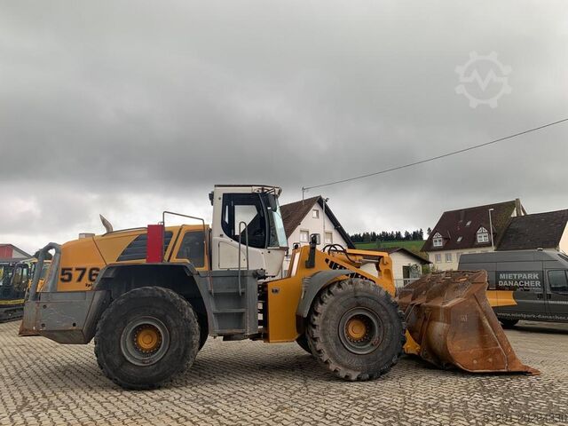 Kolesový nakladač Liebherr L576