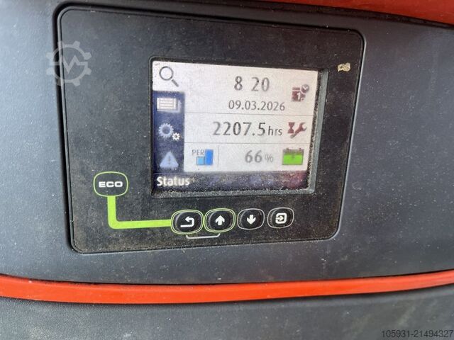 Penumpuk pejalan kaki Linde D10