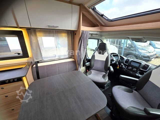 Camper semi-terintegrasi SUNLIGHT T 69LC - Queensbett - 1. Hand - Solar - Klima