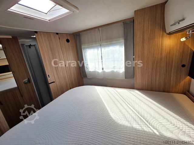 Camper semi-terintegrasi SUNLIGHT T 69LC - Queensbett - 1. Hand - Solar - Klima