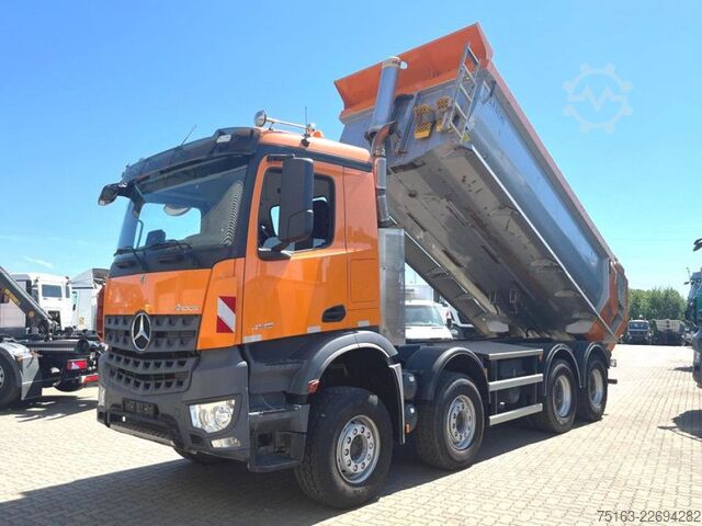 شاحنة قلابة MERCEDES-BENZ Arocs 4145 8x4 4 Achs Muldenkipper hydr.H-Klappe