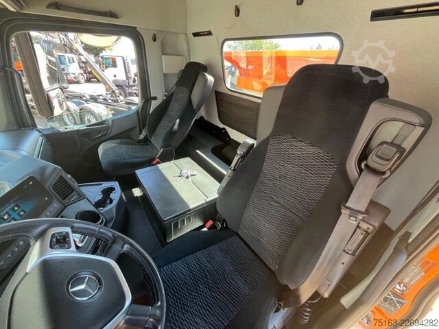 شاحنة قلابة MERCEDES-BENZ Arocs 4145 8x4 4 Achs Muldenkipper hydr.H-Klappe