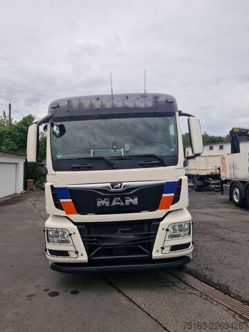 رافعة مثبتة على شاحنة MAN TG-S 26.430 6x2 Pritsche Heckkran Palfing. PK230