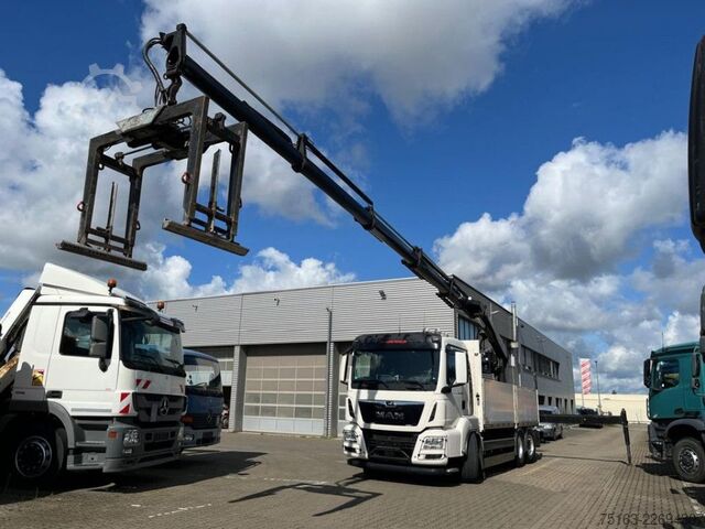 شاحنة مسطحة MAN TG-S 26.430 6x2 Pritsche Heckkran Palfing. PK230