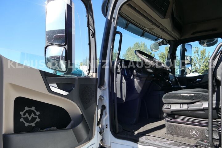 मानक ट्रैक्टर यूनिट MERCEDES-BENZ Actros 1853 BigSpace Retarder Navi Euro 6