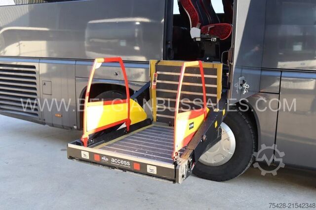 Bus pariwisata VDL Bova Futura FHD-2/139-440/Full option/Liftbus/ ...