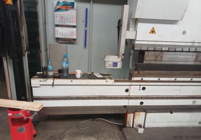 Hydr. afkantpers EHT VarioPress 8000 x 300 to