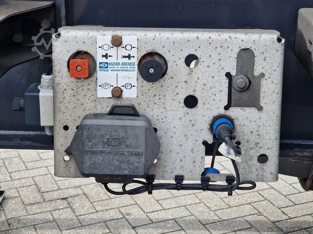 Kamion hale Schwarzmüller SK KV10VLN3 - 57M3 - Tipper - SAF Axle -
