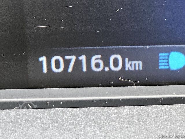 Karavan s visokim krovom FORD TRANSIT CUSTOM 2.0 L1H1 Navi Euro6 AC!