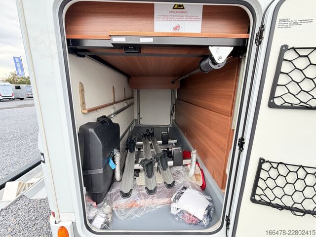 Integrisani kamper LMC Explorer Comfort I 655 G Rundsitzgruppe