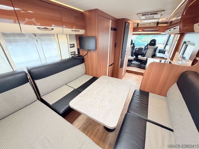 Integrisani kamper LMC Explorer Comfort I 655 G Rundsitzgruppe