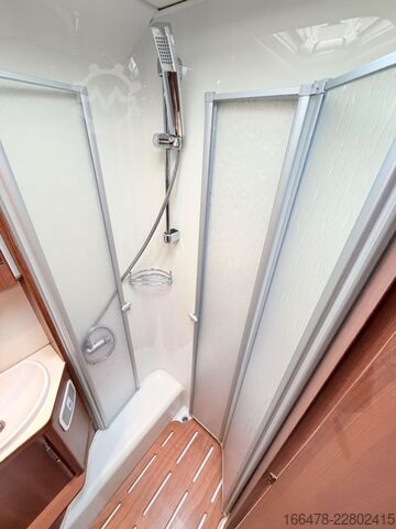 Integrisani kamper LMC Explorer Comfort I 655 G Rundsitzgruppe