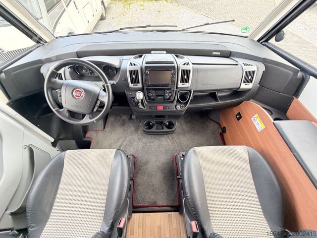 Integrisani kamper LMC Explorer Comfort I 655 G Rundsitzgruppe