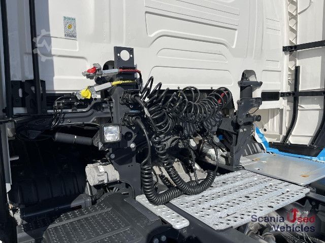 Tractor estándar Scania R 460 A4x2NA DIFF-L RETARDER PARK AIRCO VECTO 3