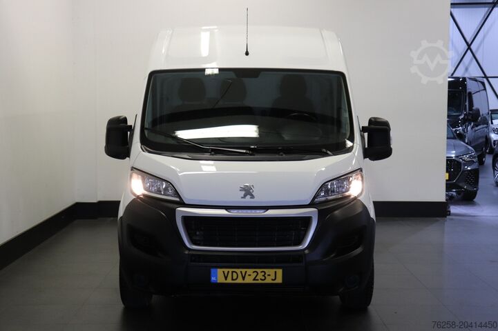 Pakettiauto Peugeot Boxer 2.2 BlueHDi 120PK L2H2 2x Schuifdeur - Ai...