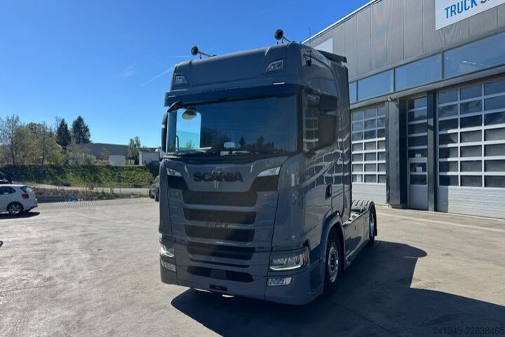 Tracteur routier standard SCANIA S580 V8 4x2