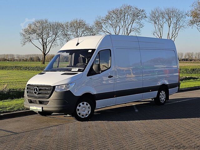 Kombi med högt tak MERCEDES-BENZ SPRINTER 315 L3H2 Mbux Automaat!