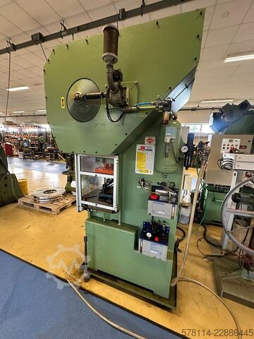 Ekscentrična stiskalnica Presse Ross 40V-4