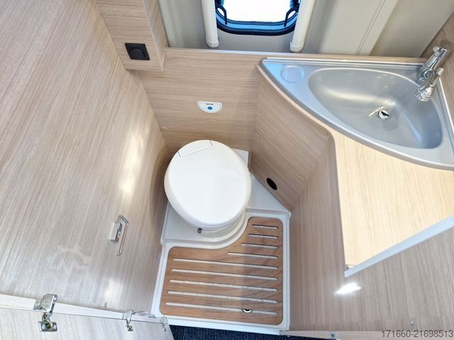 Kamper ROADCAR R 600 Citroen 140 PS Eisengrau met. *Markise*AHK