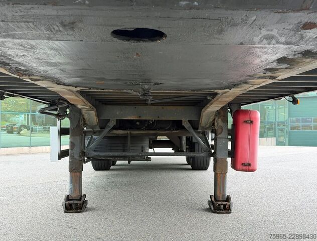 Відкритий напівпричіп з тентом SAMRO SR233 2-AXLE CURTAINS LIFT AXLE DISC BRAKES HOLL