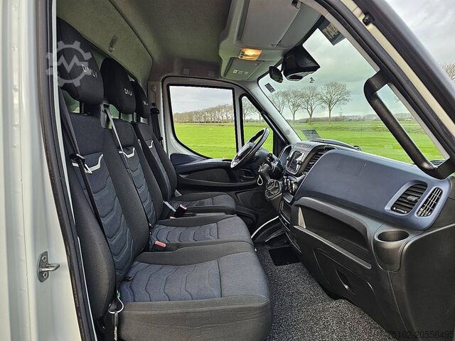 স্যুটকেস IVECO DAILY 35 S ac automaat EURO6