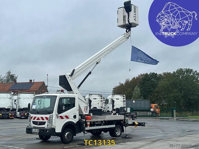 Lifting platform Renault Maxity 140