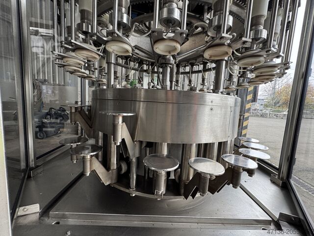 Enchedora com 24 válvulas para enchimento a baixo vácuo Bertolaso Cobert Ambra