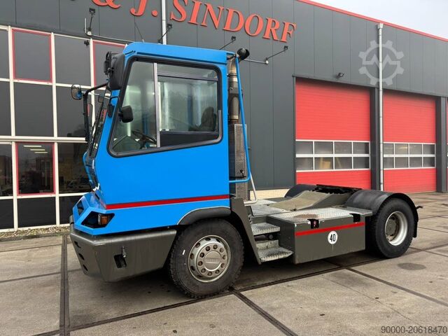Traktor terminala Terberg YT 182