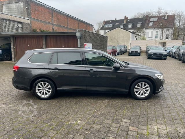 미니버스 VOLKSWAGEN Passat Variant 2.0 DSG*R-Line*PANO*LED*Teilleder