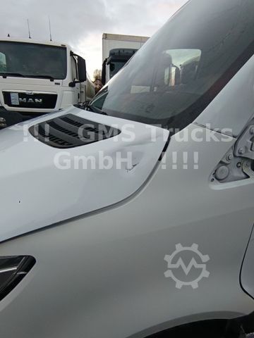 Ван с висока покривка MERCEDES-BENZ 317 CDI / Klima / AHK / L2-H2