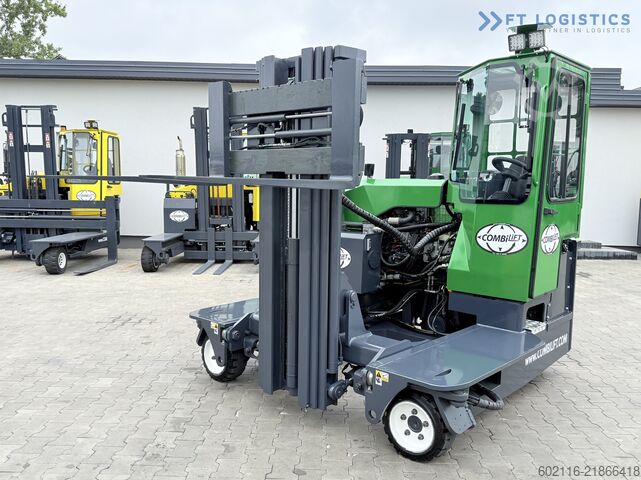 Xe nâng bốn hướng Combilift C3000 DIESEL TRIPLEX 4900 POSITIONER