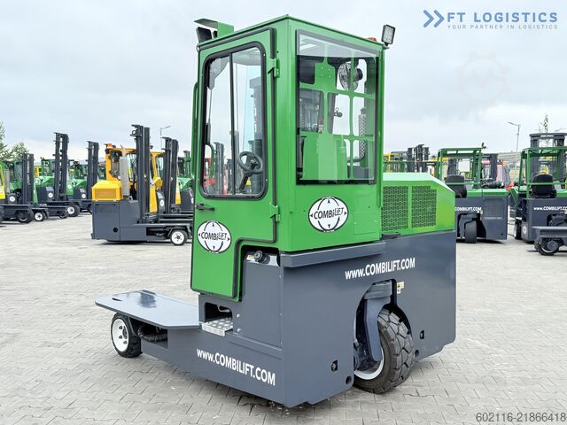 Xe nâng bốn hướng Combilift C3000 DIESEL TRIPLEX 4900 POSITIONER