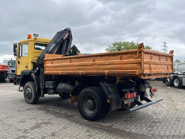 Üç taraflı damperli kamyon MAN F2000 19.343 FAK 2-Achs Allradkipper Kran