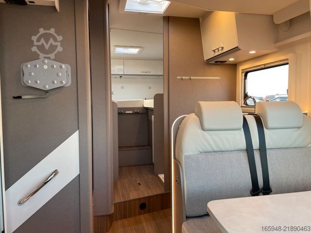 Autocaravana semi-integrada ETRUSCO T 7.3 SF | Solar |4 Schlafplätze | Type X