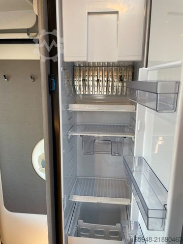 Autocaravana semi-integrada ETRUSCO T 7.3 SF | Solar |4 Schlafplätze | Type X