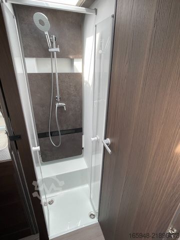 Autocaravana semi-integrada ADRIA Matrix 670 SL Supreme *Luftfeder*TOP Ausstattung