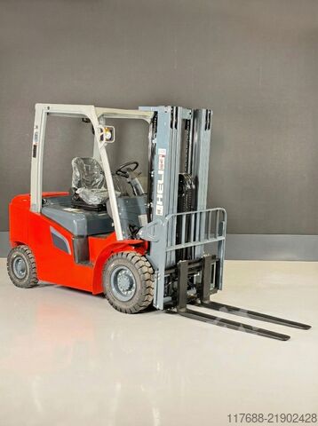 Дизельний фронтальний навантажувач Heli CPCD35-G3 Diesel 3,5t 4,7m Triplex KUBOTA Garantie