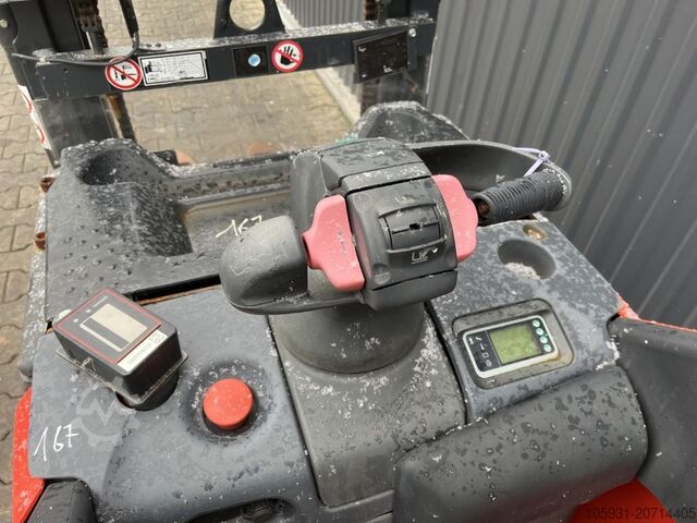 Chariot élévateur à fourche Linde D12HPSP