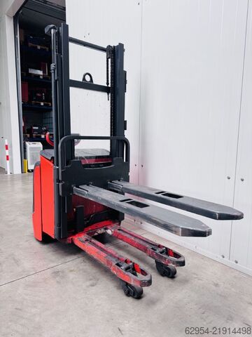 Empilhador manual Linde L 16 i